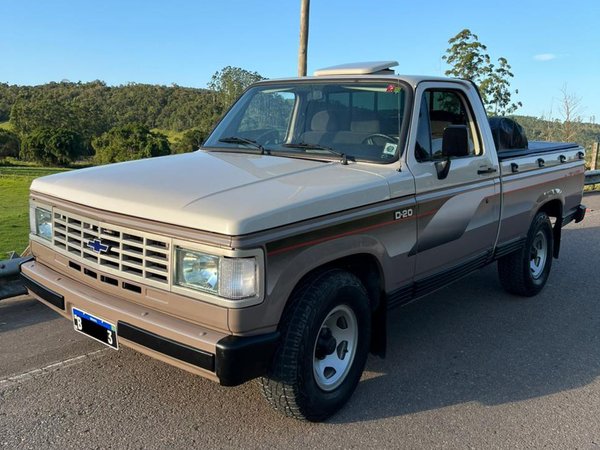 Foto 1 - Chevrolet D20 Custom 3.9D Deluxe