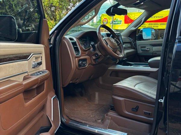 Foto 5 - RAM 2500 Laramie 6.7 Turbo Diesel 4x4