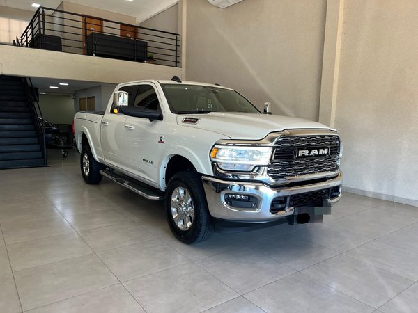 Foto 1 - RAM 2500 Laramie 6.7 Turbo Diesel 4x4