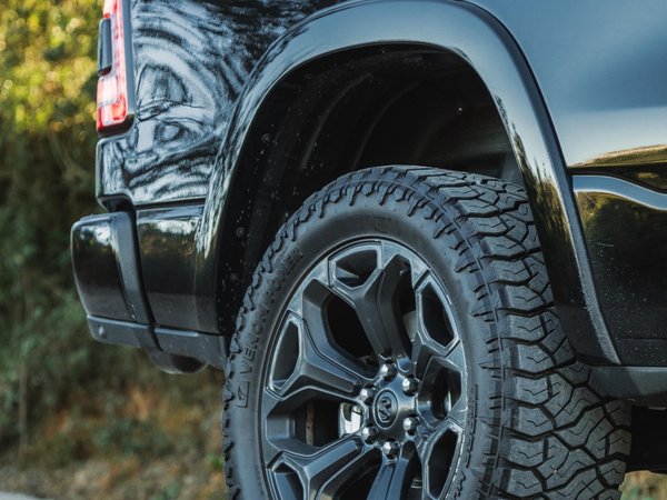 Foto 9 - RAM 1500 Limited Night Edition 5.7 V8 Gasolina 4x4