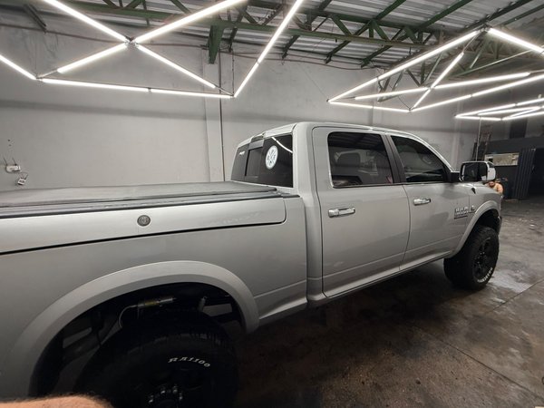 Foto 6 - RAM 2500 Laramie 6.7 Turbo Diesel 4x4