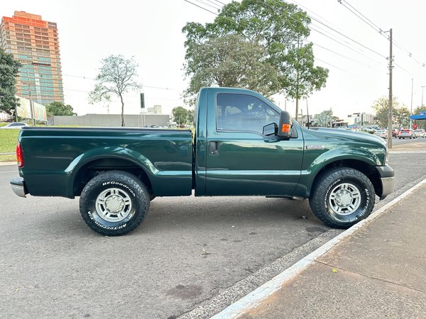 Foto 4 - Ford F250 XLT 3.9 Turbo Diesel 4x2 C.S