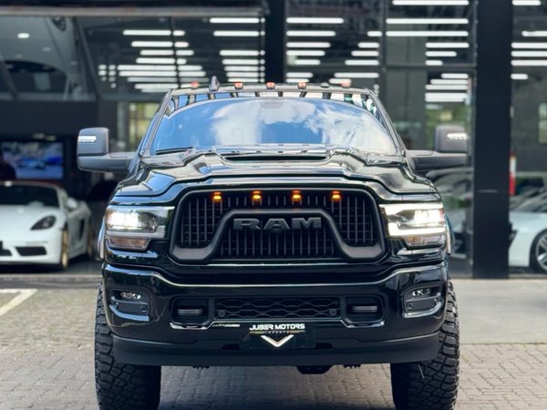 Foto 2 - RAM 2500 Laramie Night Edition 6.7 Turbo Diesel 4x4
