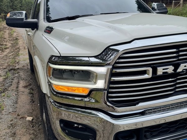 Foto 1 - RAM 2500 Laramie 6.7 Turbo Diesel 4x4