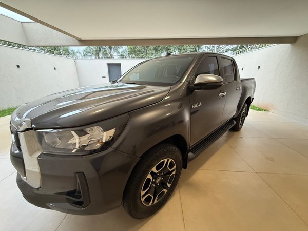 Foto 2 - Toyota Hilux SRV 3.0 Turbo Diesel 4x4