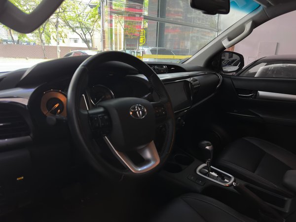 Foto 8 - Toyota Hilux SRV 2.8 Turbo Diesel 4x4