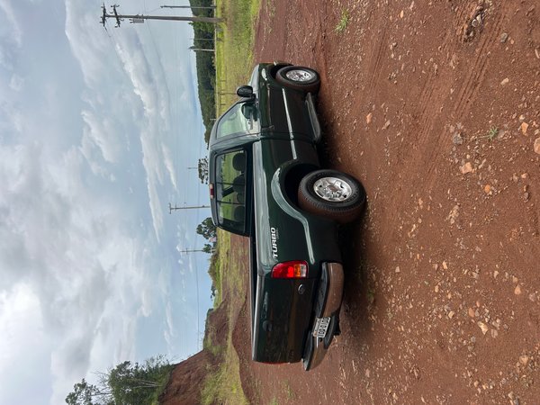 Foto 4 - Ford F250 XLT 4.2 Turbo Diesel 4x2 C.S