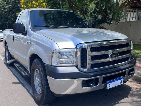 Ford F250 XLT 4.2 Turbo Diesel 4x2