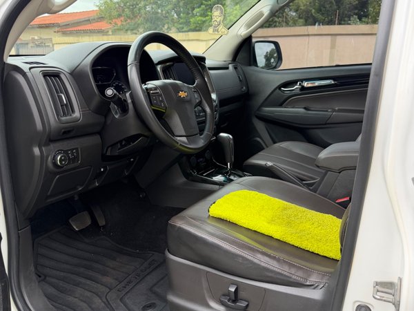 Foto 5 - Chevrolet S10 High Country 2.8 Turbo Diesel 4x4