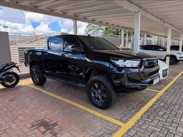 Foto 6 - Toyota Hilux SR 2.8 Turbo Diesel 4x4