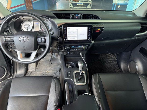 Foto 4 - Toyota Hilux SR 2.8 Turbo Diesel 4x4