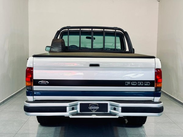 Foto 6 - Ford F1000 Super 3.9 Diesel C.S