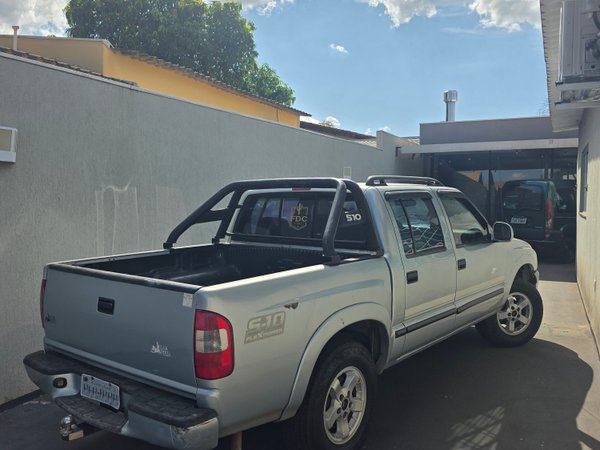 Foto 2 - Chevrolet S10 Advantage 2.4 Flex 4x2