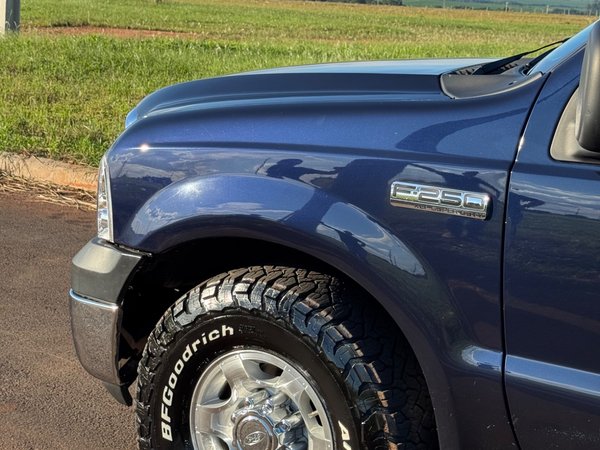 Foto 2 - Ford F250 XLT 4.2 Turbo Diesel 4x2 C.S