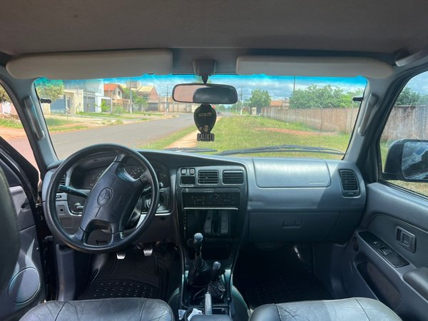 Foto 6 - Toyota Hilux SW4 SRV 3.0 Turbo Diesel 4x4