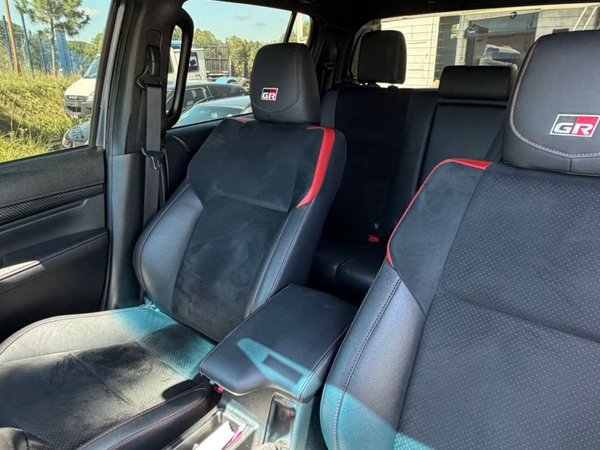 Foto 9 - Toyota Hilux GR Sport 2.8 Turbo Diesel 4x4