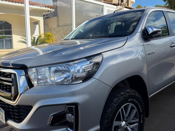 Foto 3 - Toyota Hilux SRV 2.8 Turbo Diesel 4x4