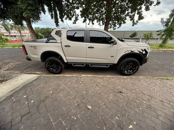 Foto 3 - Chevrolet S10 100 Years 2.8 Turbo Diesel 4x4