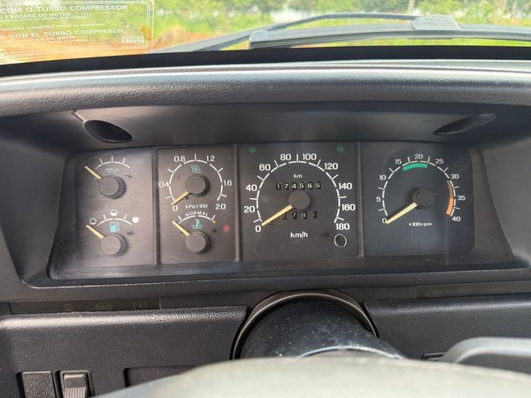 Foto 7 - Ford F1000 XL 4.3 Turbo Diesel 4x2 C.S