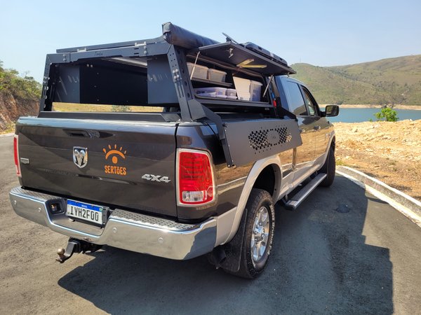 Foto 6 - RAM 2500 Laramie 6.7 Turbo Diesel 4x4