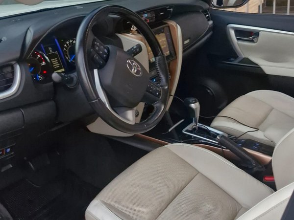 Foto 6 - Toyota Hilux SW4 Diamond D4-D 2.8 Turbo Diesel 4x4