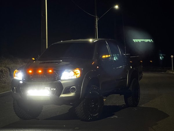 Foto 3 - Toyota Hilux SR 3.0 Turbo Diesel 4x4