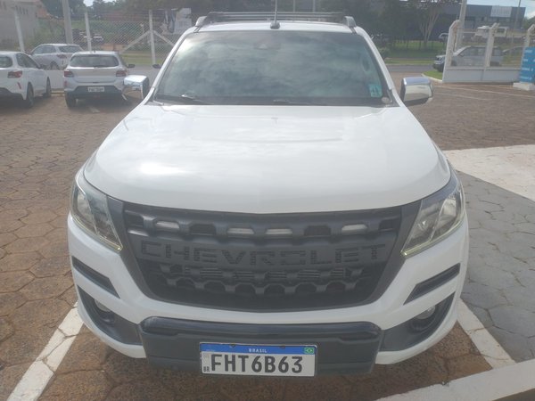 Foto 2 - Chevrolet S10 High Country 2.8 Turbo Diesel 4x4