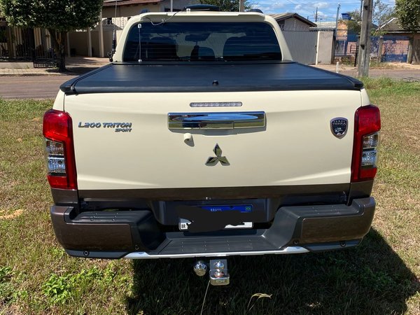 Foto 6 - Mitsubishi L200 Triton Sport HPE-S Terra 2.4 Turbo Diesel 4x4