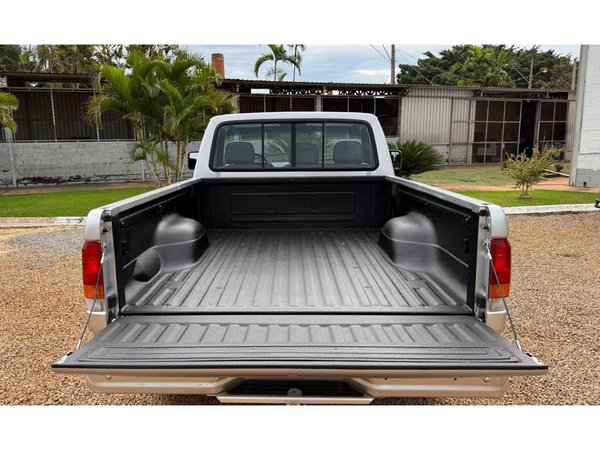 Foto 9 - Ford F1000 XLT 4.3 Turbo Diesel 4x4 C.S