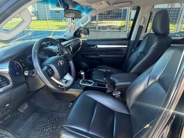 Foto 9 - Toyota Hilux SRV 2.8 Turbo Diesel 4x4
