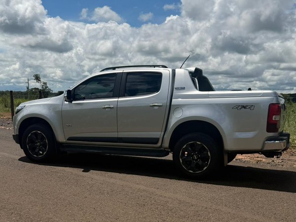 Foto 4 - Chevrolet S10 High Country 2.8 Turbo Diesel 4x4