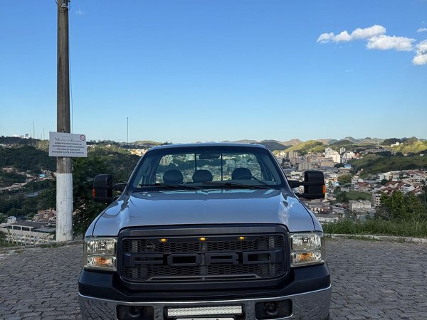 Foto 2 - Ford F250 XLT 3.9 Turbo Diesel 4x4 C.S