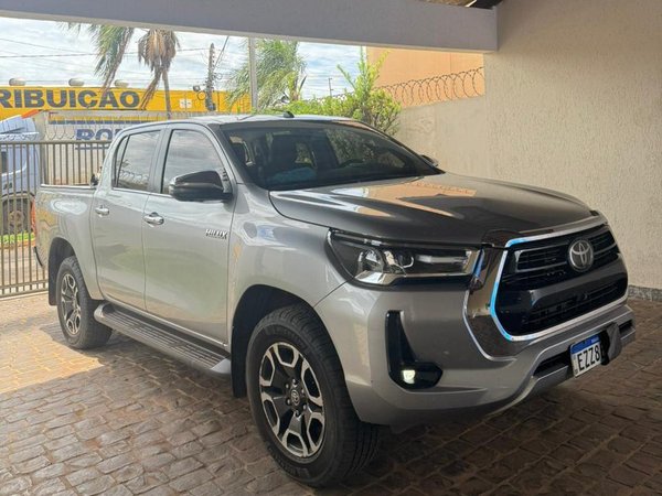 Foto 2 - Toyota Hilux SRX 2.8 Turbo Diesel 4x4