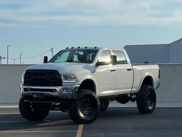 Foto 1 - RAM 2500 Laramie 6.7 Turbo Diesel 4x4