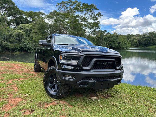 Foto 1 - RAM 1500 Rebel 5.7 V8 Gasolina 4x4