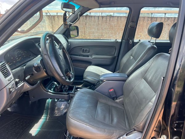 Foto 5 - Toyota Hilux SW4 SRV 3.0 Turbo Diesel 4x4