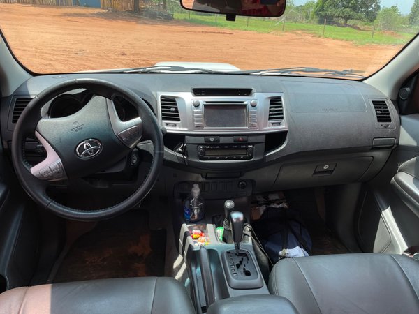 Foto 10 - Toyota Hilux SRV Top 3.0 Turbo Diesel 4x4