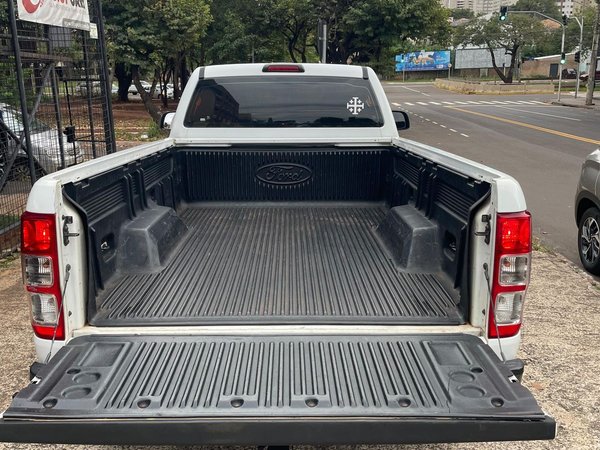 Foto 4 - Ford Ranger XLS 2.5 Flex 4x2 C.S