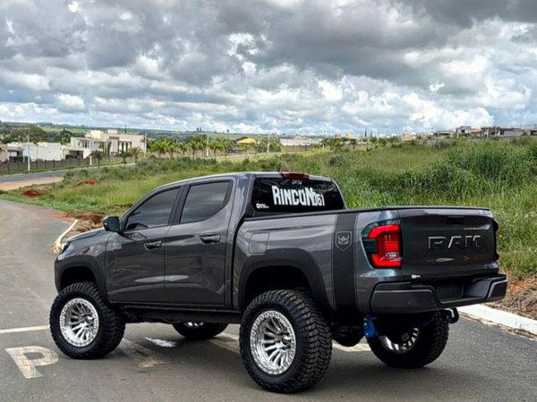 Foto 2 - RAM Dakota Warlock 2.2 Turbo Diesel 4x4