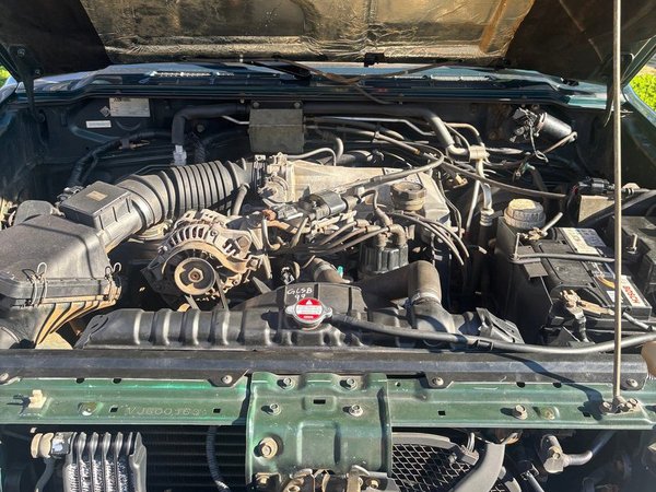 Foto 10 - Mitsubishi Pajero GLS-B 3.0 V6 Gasolina 4x4