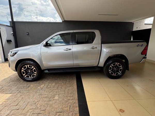 Foto 7 - Toyota Hilux SRV 2.8 Turbo Diesel 4x4