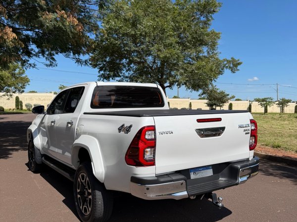 Foto 4 - Toyota Hilux SRX Plus 2.8 Turbo Diesel 4x4