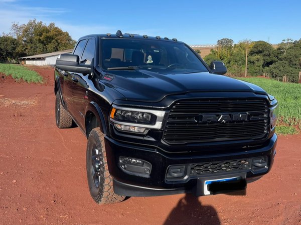 Foto 7 - RAM 3500 Laramie Night Edition 6.7 Turbo Diesel 4x4