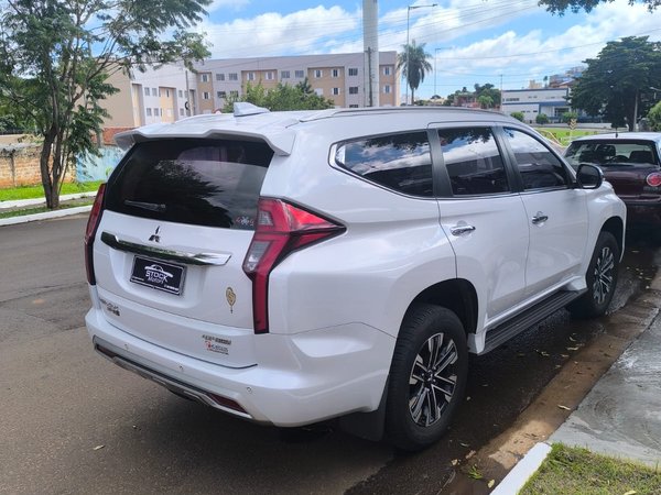 Foto 5 - Mitsubishi Pajero Sport HPE-S 2.4TDi 16v 4X4