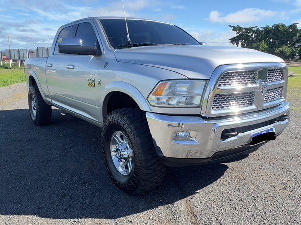 Foto 1 - RAM 2500 Laramie 6.7 Turbo Diesel 4x4