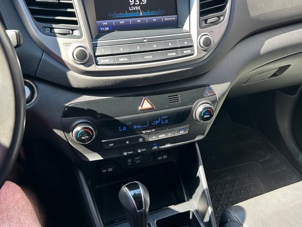 Foto 7 - Hyundai Tucson GLS 1.6T 16v