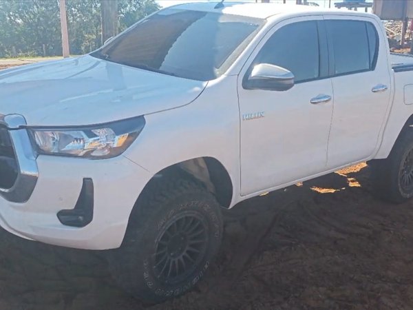 Foto 2 - Toyota Hilux SRV 2.8 Turbo Diesel 4x4