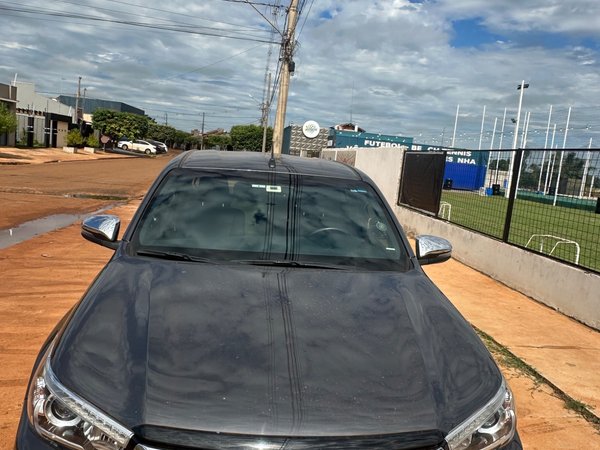 Foto 7 - Toyota Hilux SRX 2.8 Turbo Diesel 4x4