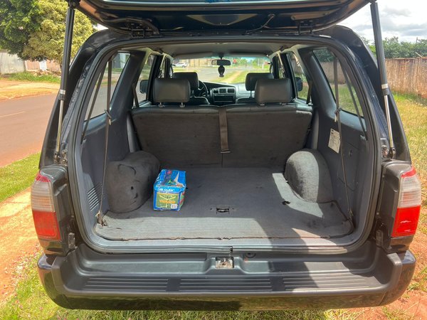 Foto 9 - Toyota Hilux SW4 SRV 3.0 Turbo Diesel 4x4