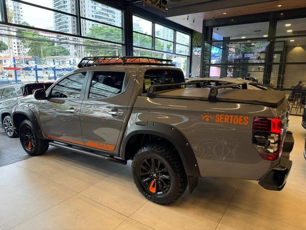 Foto 3 - Mitsubishi L200 Sport Savana Sertões 2.4 Turbo Diesel 4x4